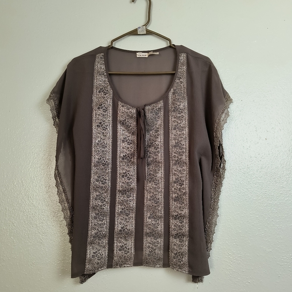 Bundle of 3 Tops Women's Tops Bundle Of 3 Size Small S - Picture 7 of 9
